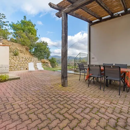 La Collina Charme E Natura - Goelba