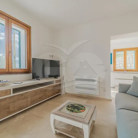 La Collina Charme E Natura - Goelba Semesterbostad Marmi