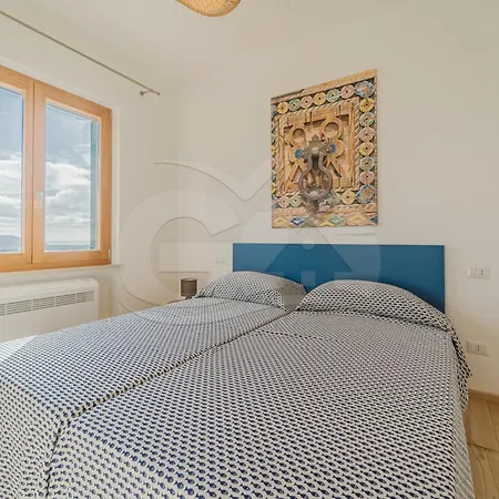 La Collina Charme E Natura - Goelba * Marmi